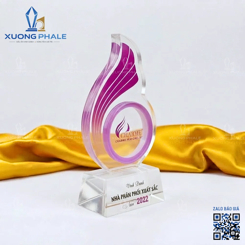 Biểu trưng pha lê ngọn lửa tím nhà phân phối xuất sắc