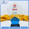 Biểu trưng pha lê thẻ bài quà tặng.