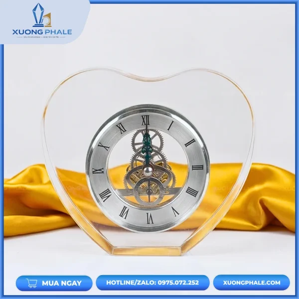 Đồng hồ pha lê trái tim không đế in logo